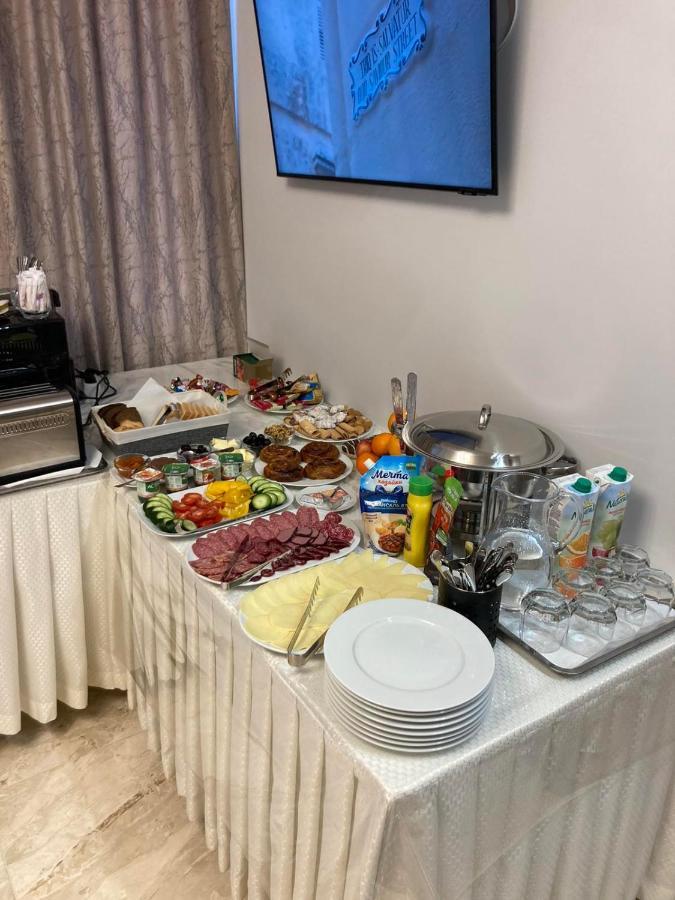Lotus Hotel Kiszyniów Zewnętrze zdjęcie