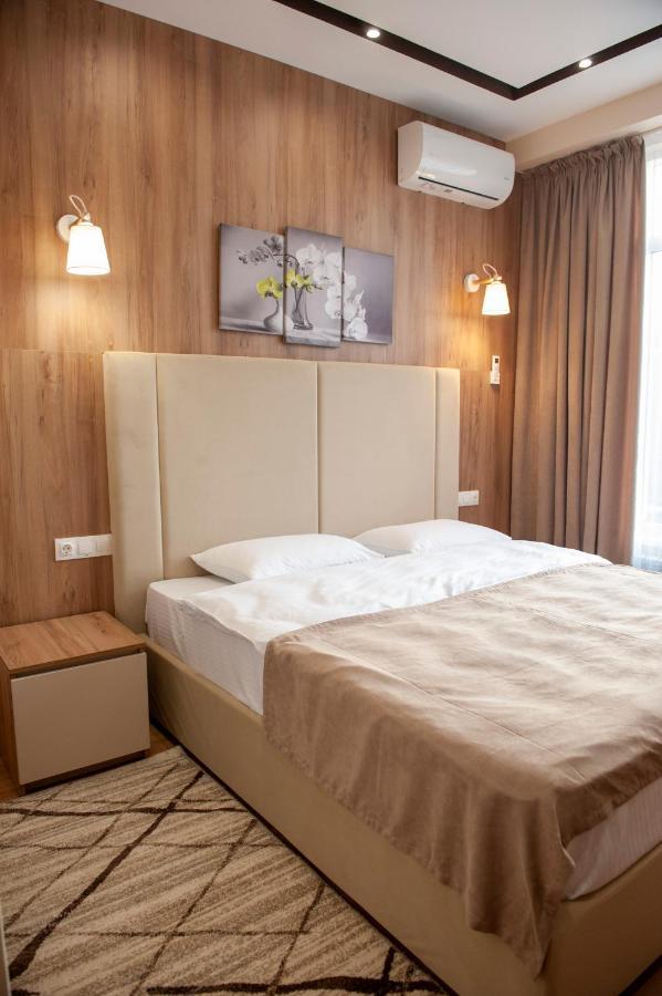 Lotus Hotel Kiszyniów Zewnętrze zdjęcie